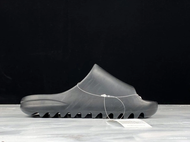 Black FX0495 Yeezy Slide Adidas 0725